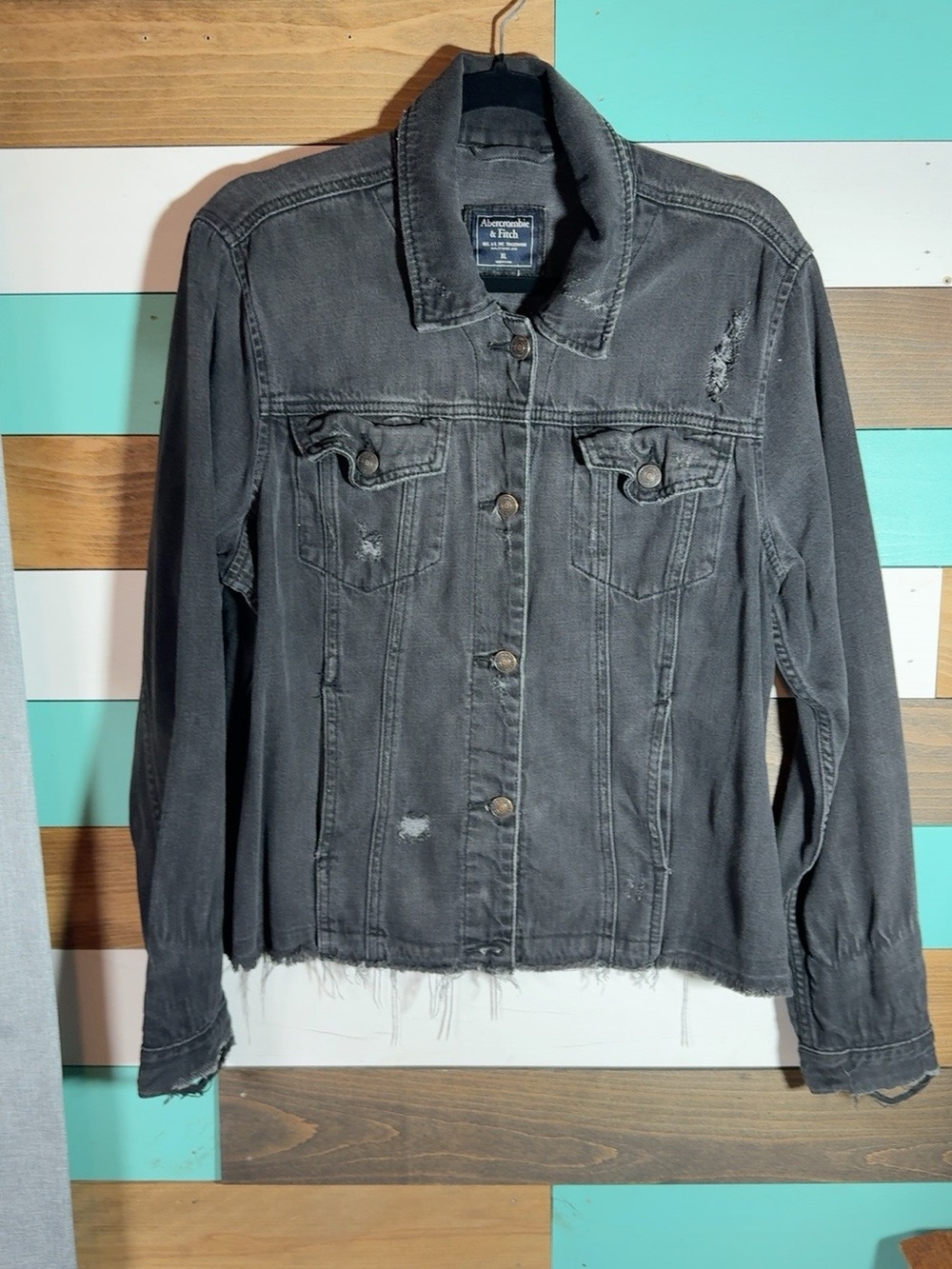 Abercrombie Fitch Women’s XL Black Distressed Denim Jacket Raw Hem Grunge